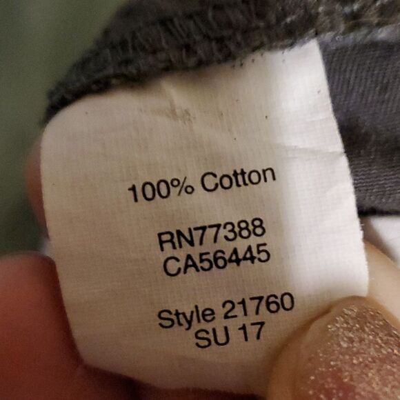 J CREW WOMAN CHINOVBROKEN -IN SHORTS GRAY - Picture 6 of 6